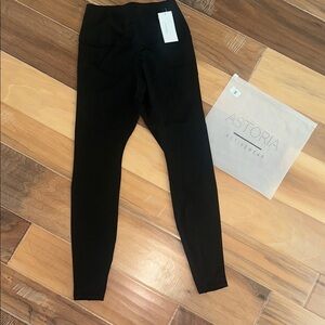 Astoria activewear Black high quality workout  Leggings NWT
